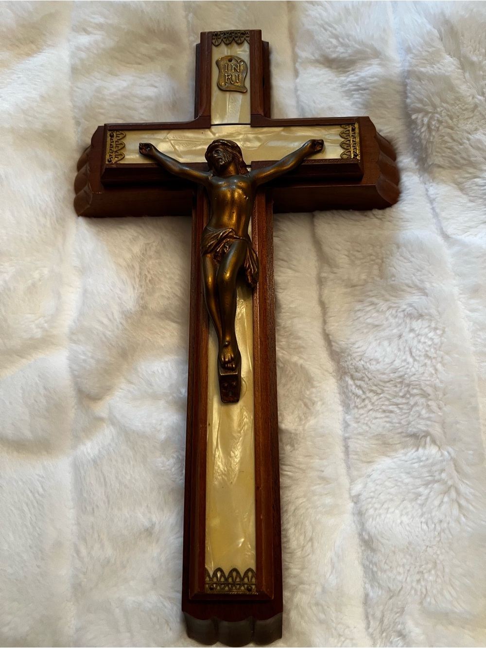 1950’s Wooden Last Rites Crucifix Cross Metal Jesus Secret Storage instructions